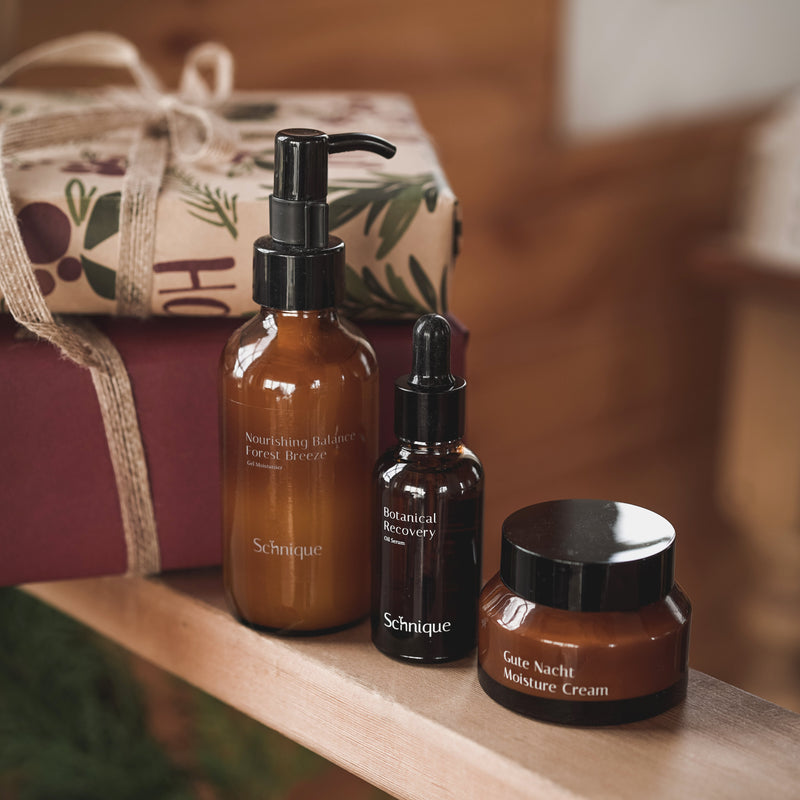【XMAS Combo A】 Schnique 植萃滋養潤澤套裝（Free Schnique Gua Sha Set)