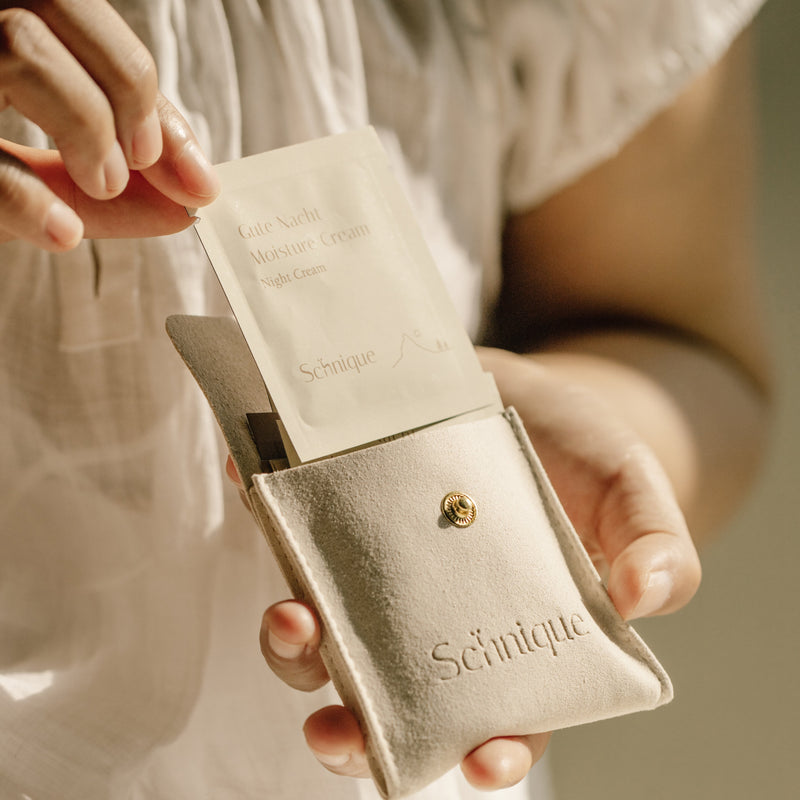 Schnique Sachet Set